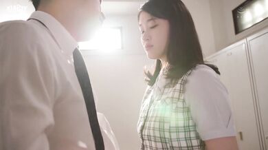 【中文字幕】受付嬢NTR ～出张中の1周间、傲慢上司に寝取られた妻～